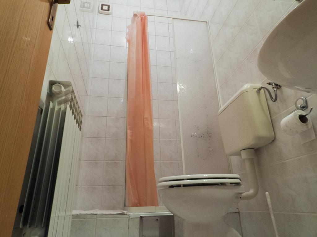 Studio Apartments "Chess Club Bosna" ซาราเยโว ภายนอก รูปภาพ