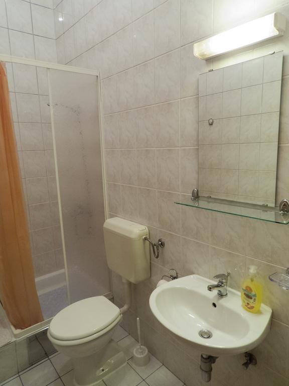 Studio Apartments "Chess Club Bosna" ซาราเยโว ภายนอก รูปภาพ