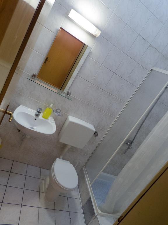 Studio Apartments "Chess Club Bosna" ซาราเยโว ภายนอก รูปภาพ